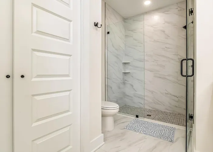 Apartment Downtown Sea Escape Iii